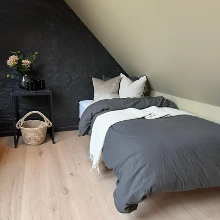 Charming 4-bed In Center 卑爾根